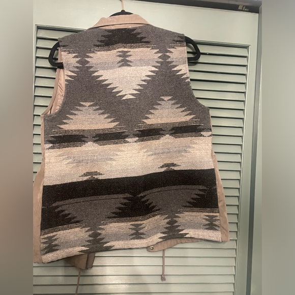 Women’s Aztec Utility Vest Size M - Picture 3 of 3